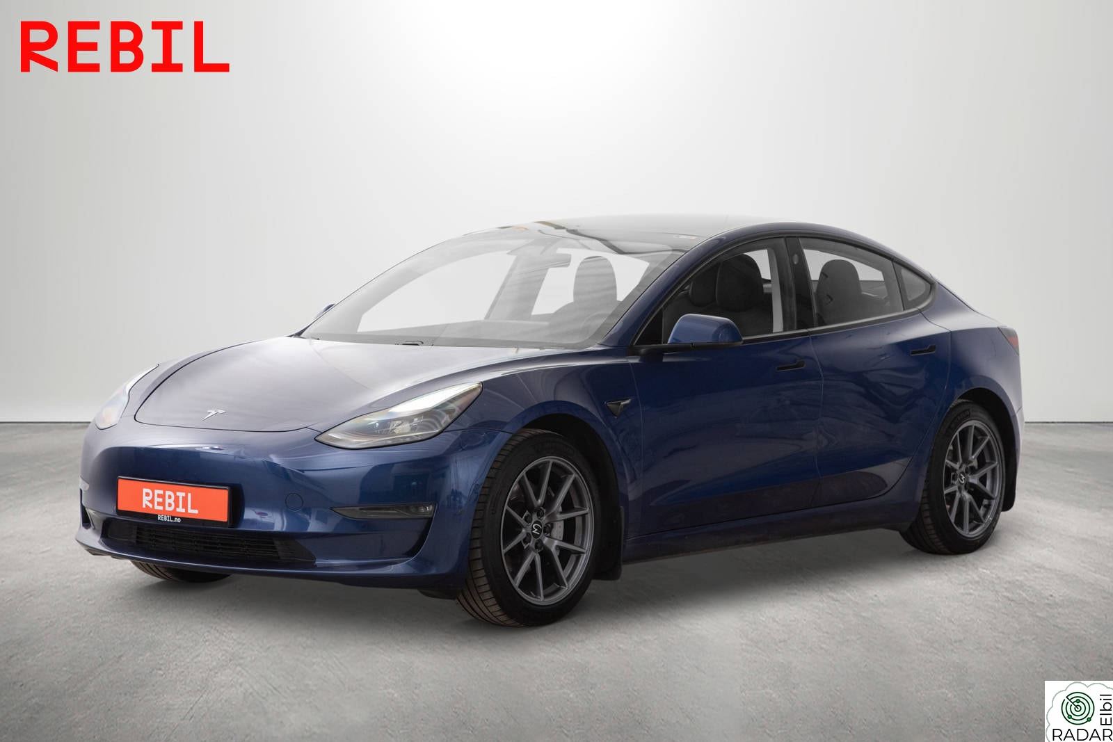 TESLA Model 3 Long Range/Autopilot/V.pumpe/R.Kam/MCU2/AWD