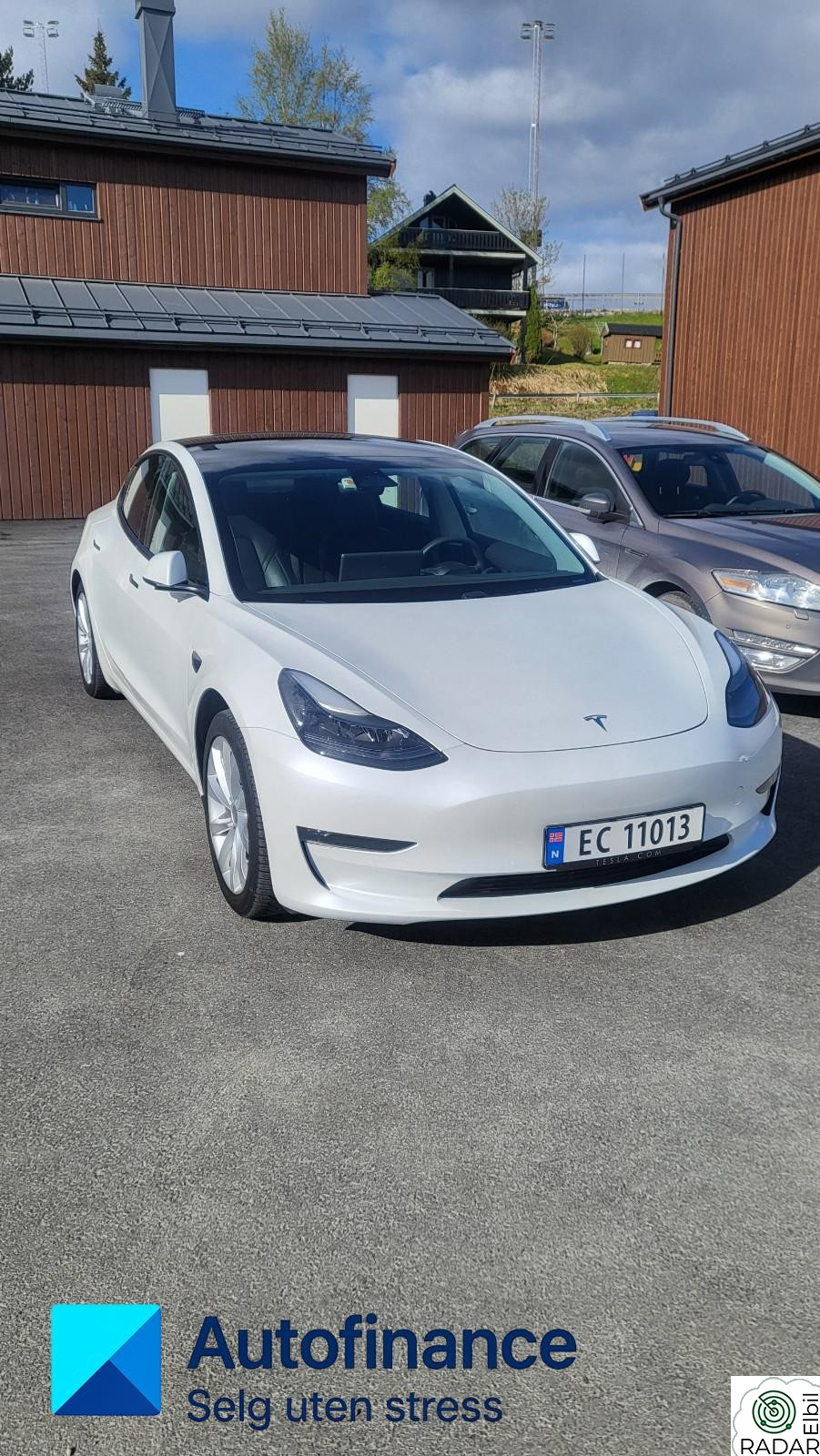 TESLA Model 3 Long Range AWD