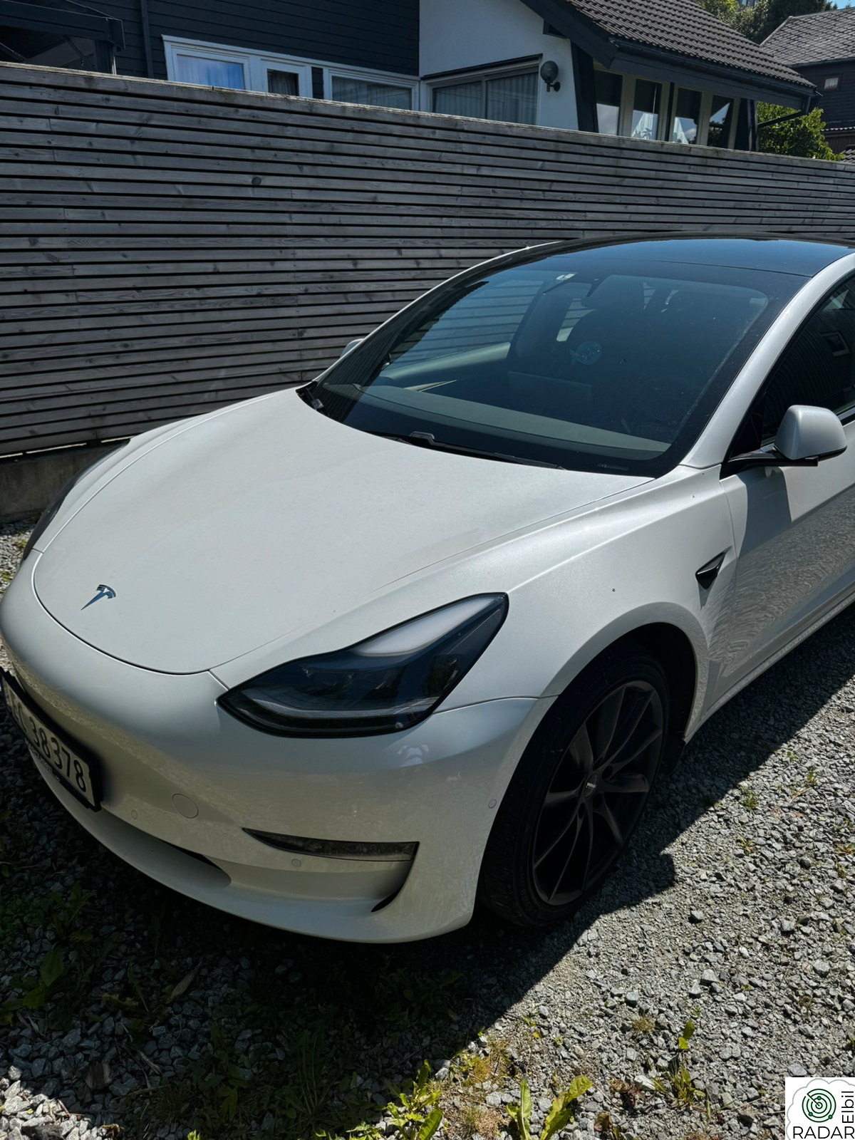 TESLA Model 3 Long Range AWD