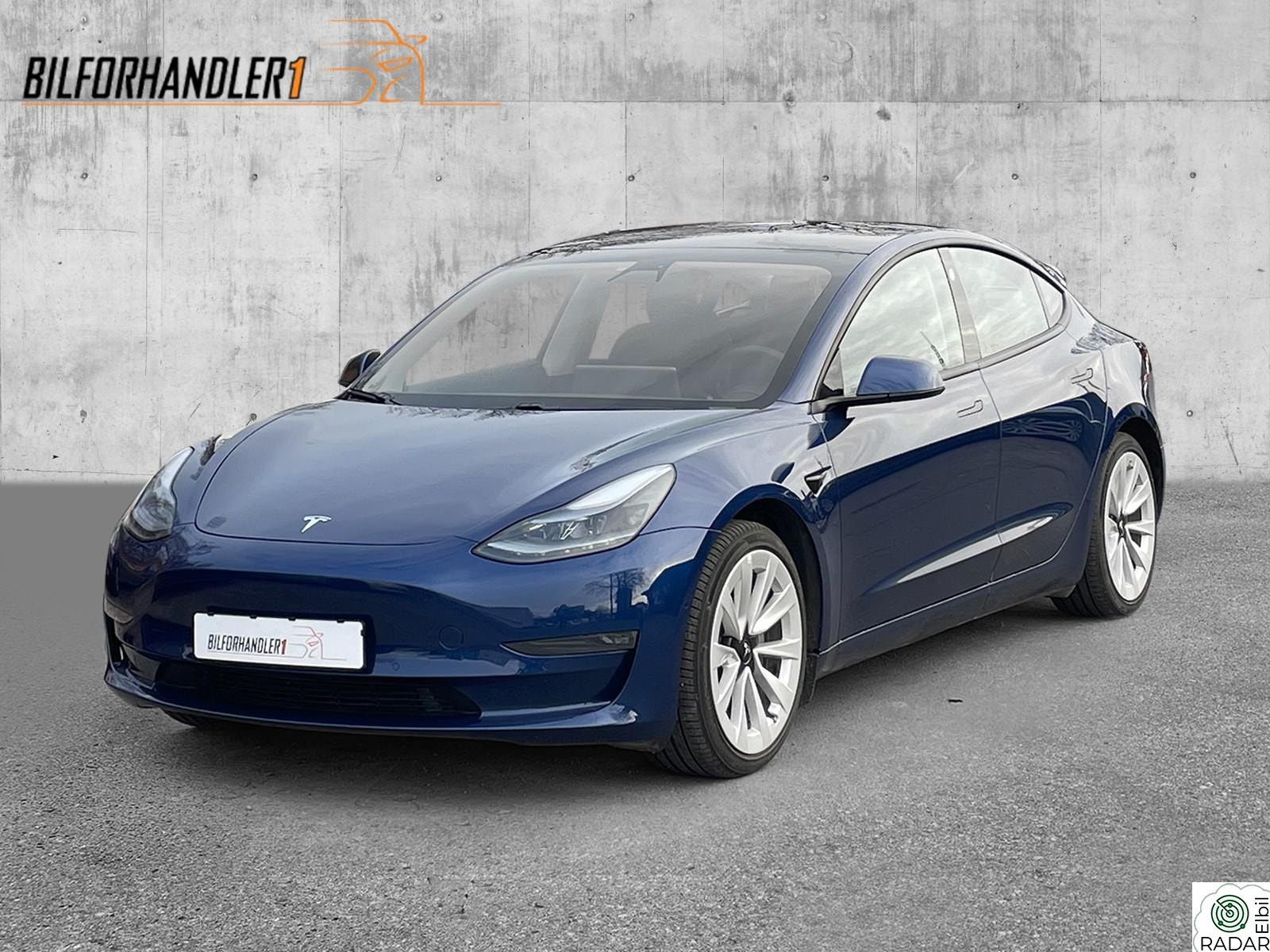 TESLA Model 3 Long Range AWD