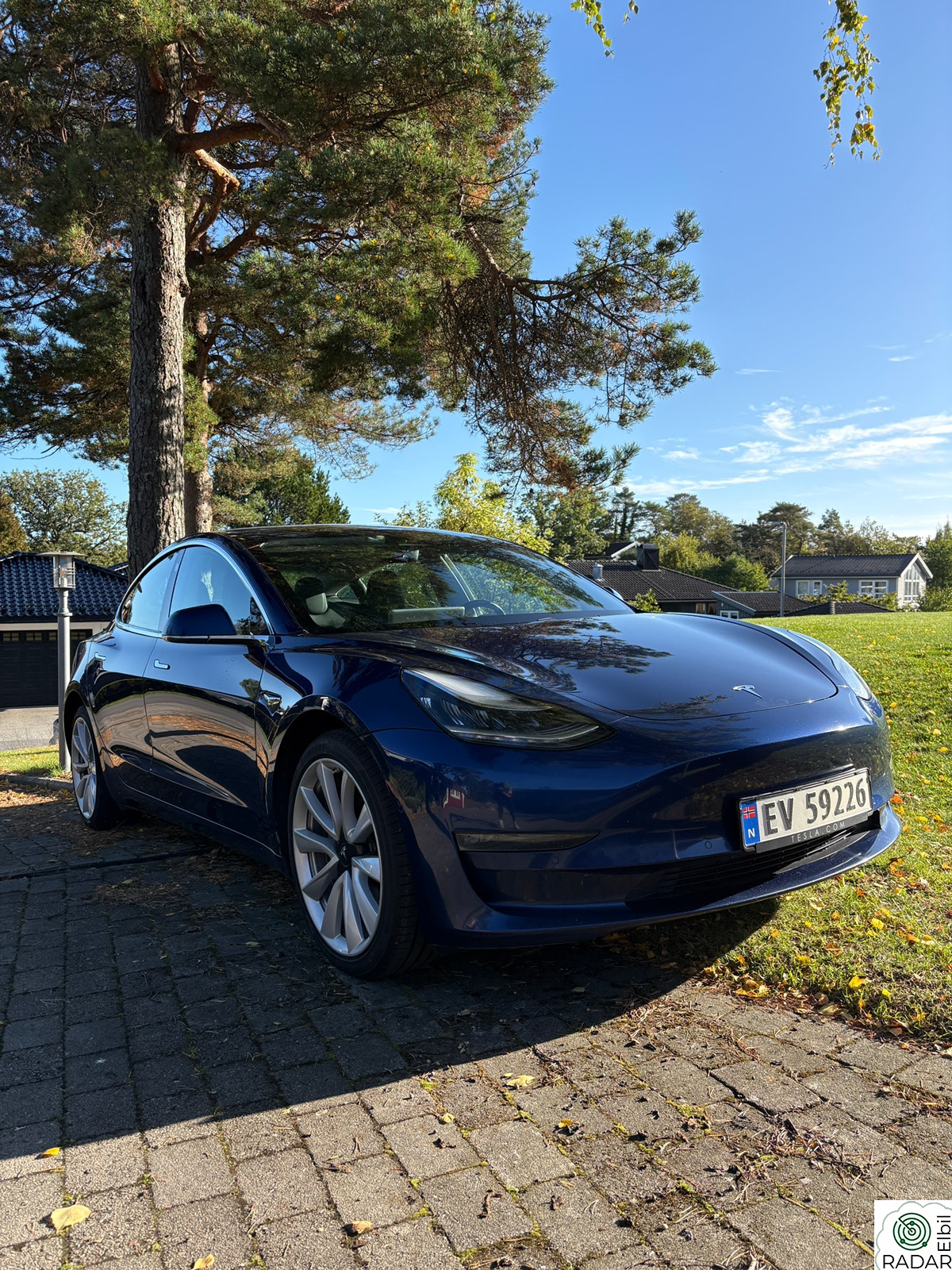 TESLA Model 3 Long Range AWD