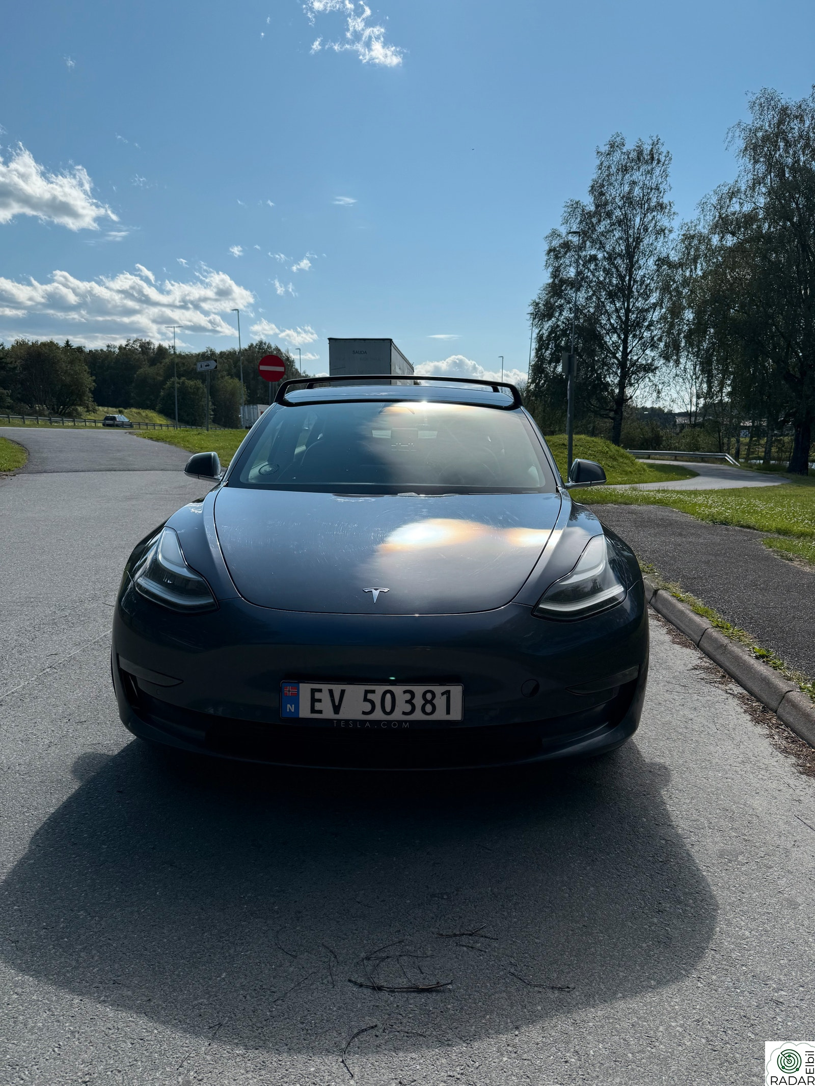 TESLA Model 3 Long Range AWD