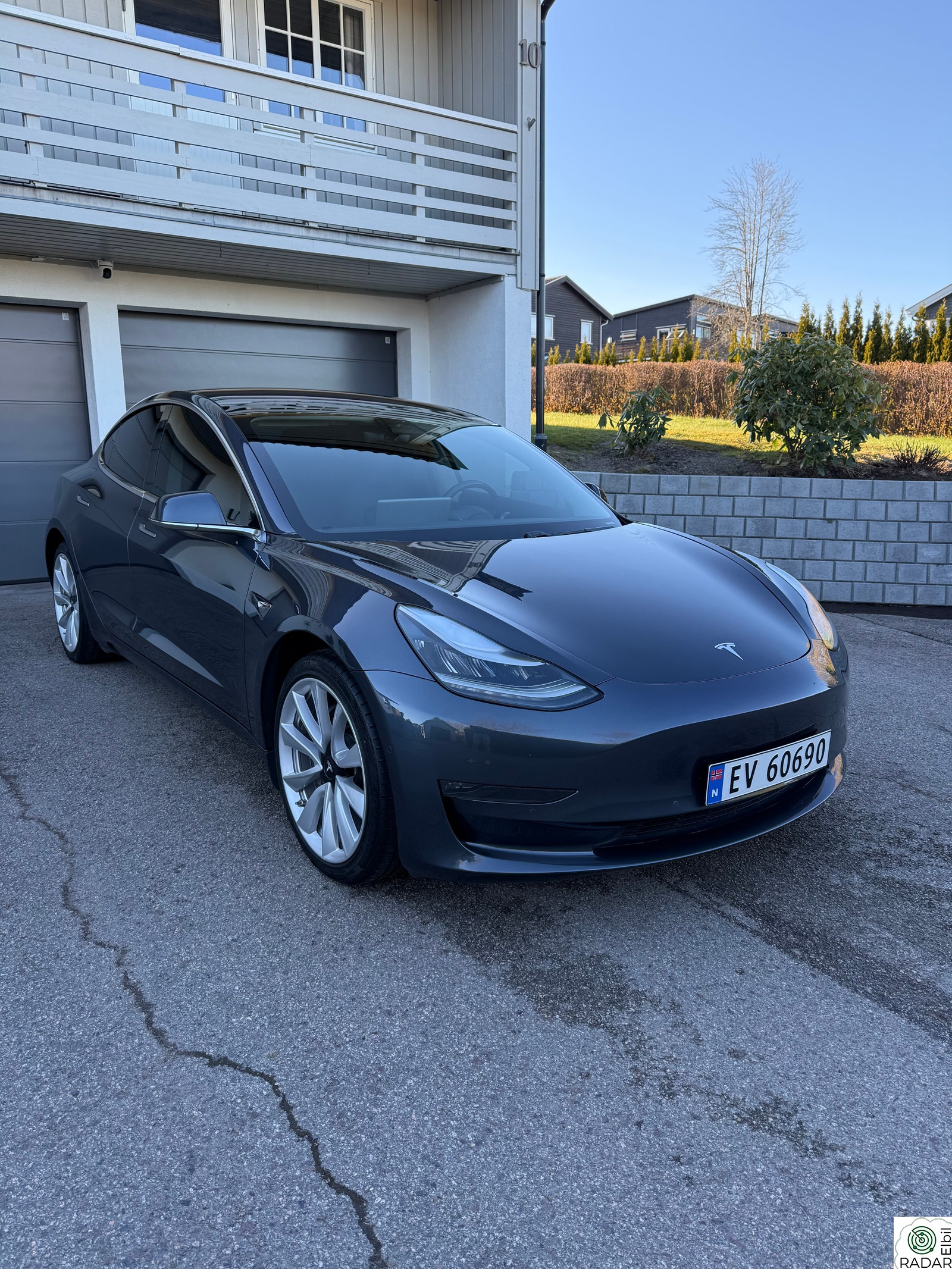 TESLA Model 3 Long Range AWD