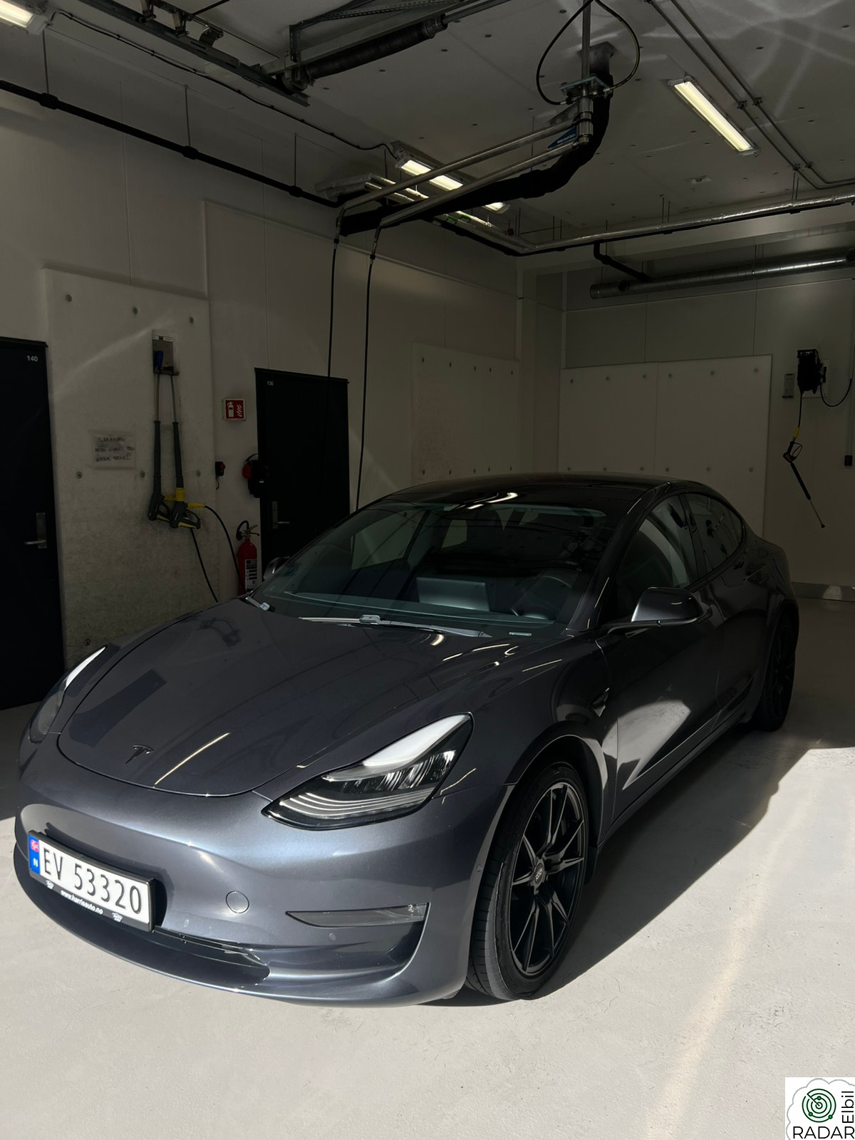 TESLA Model 3 Long Range AWD FSD