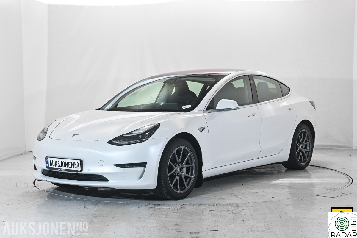 TESLA Model 3 LRDM AWD HENGERFESTE PANORAMA PREMIUM LYD & INTERIØR