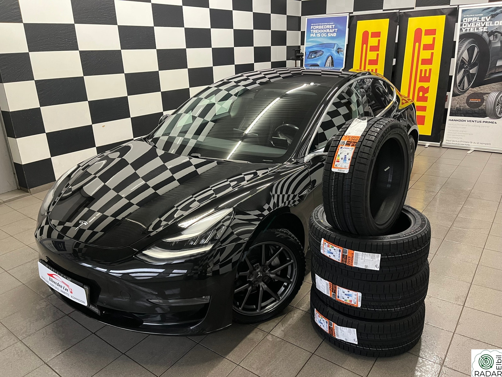 TESLA Model 3 LongRange*AWD*PREMIUM*//ALL BLACK//*TOPP UTSTYRT*NY EU