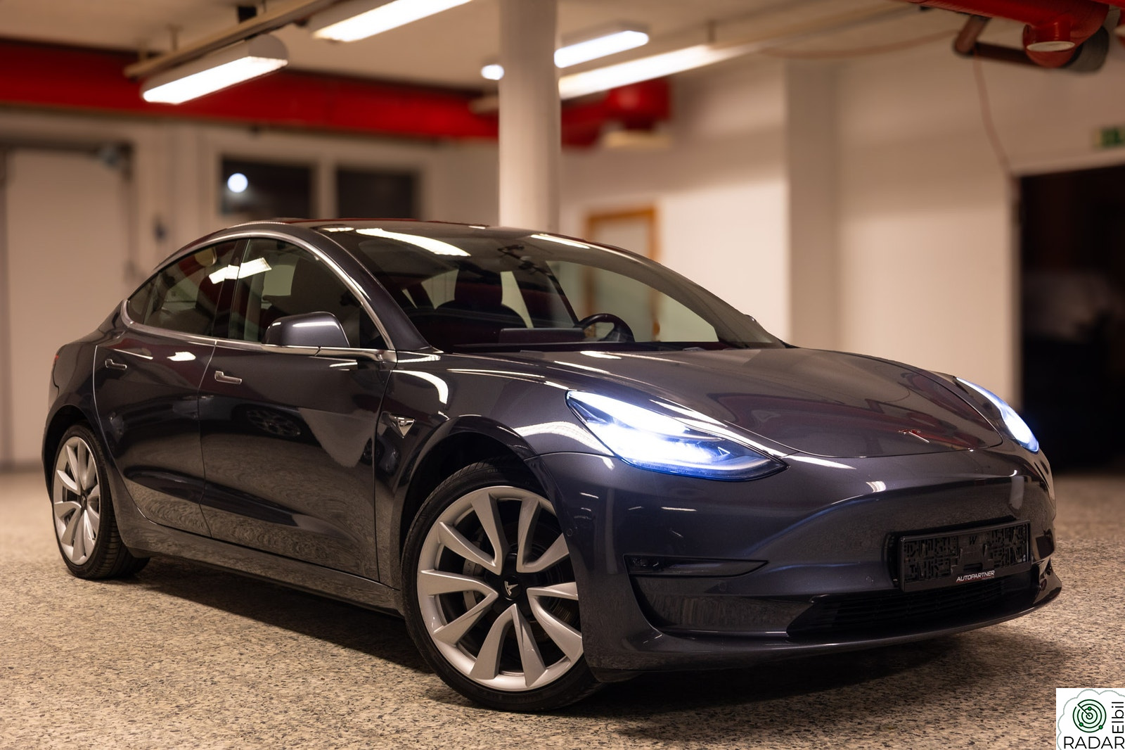 TESLA Model 3 Long Range - 560KM WLTP - 4x4 - EU 2027