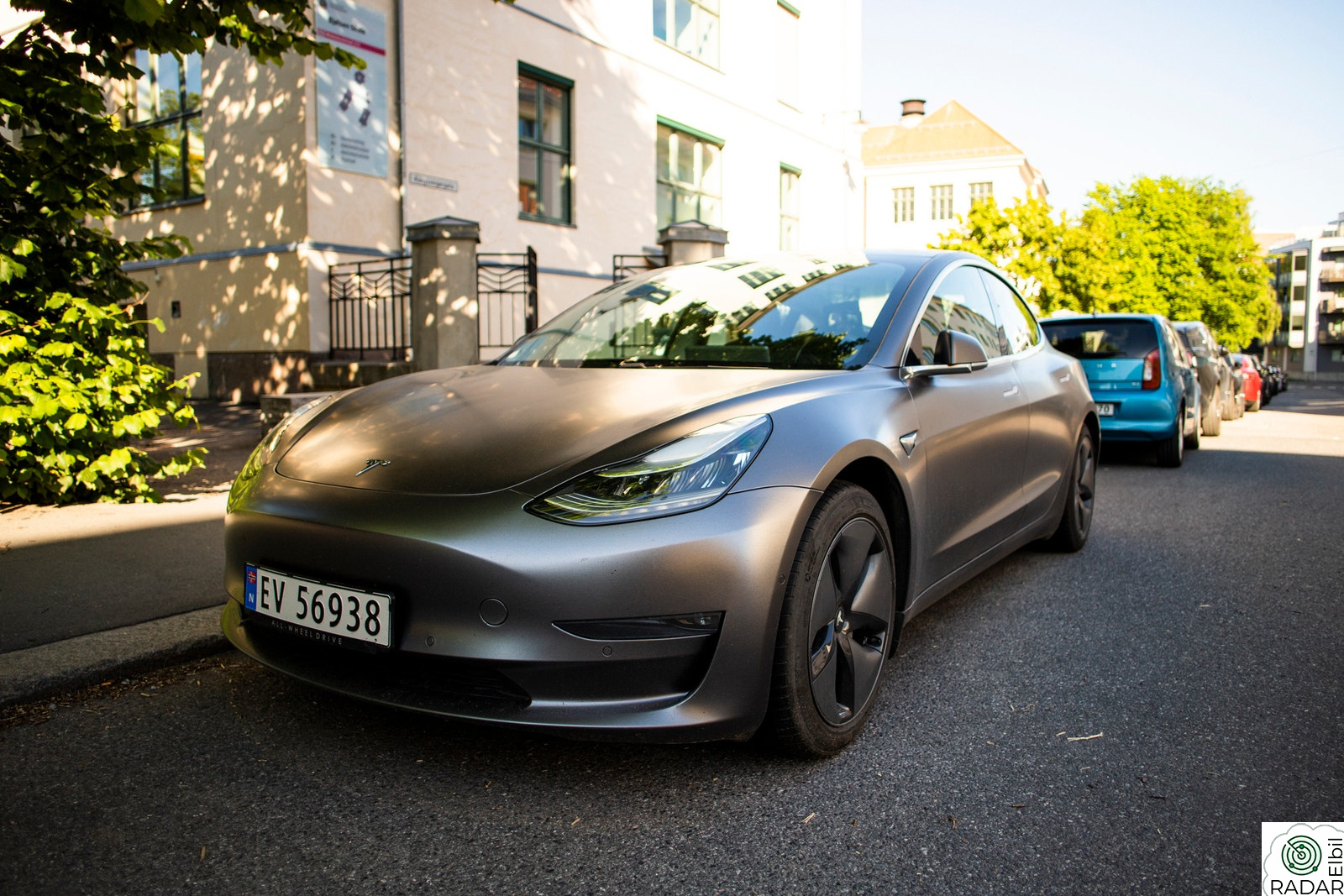 TESLA Model 3 Long Range AWD