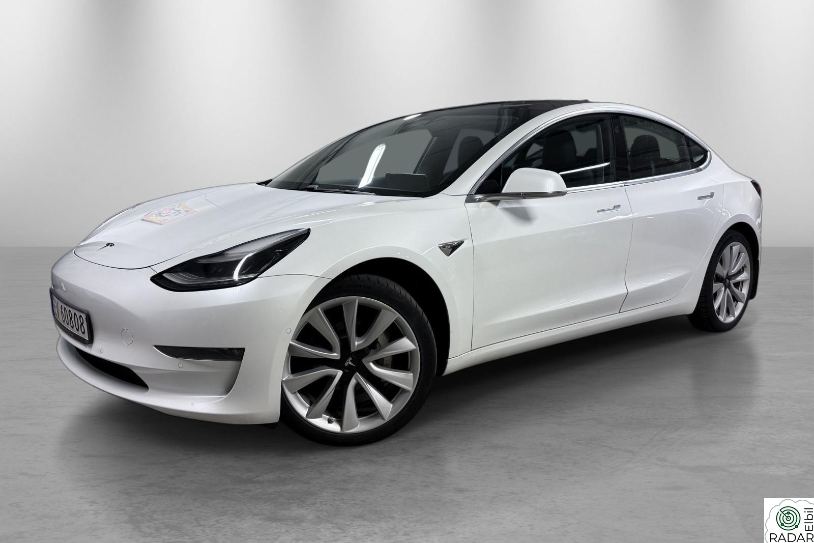 TESLA Model 3 Long Range AWD 560km Panorama Autopilot Kamera EU27+++