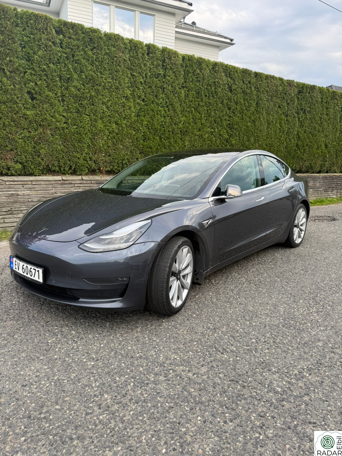 TESLA Model 3 Long Range AWD