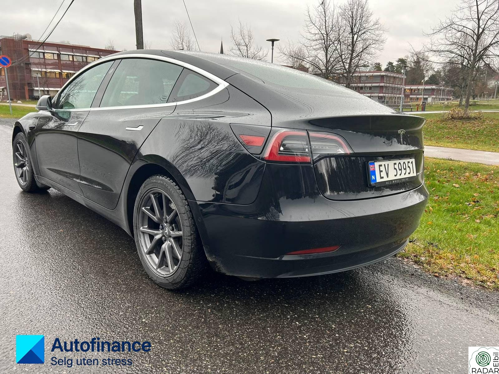 TESLA Model 3 Long Range AWD-Soltak