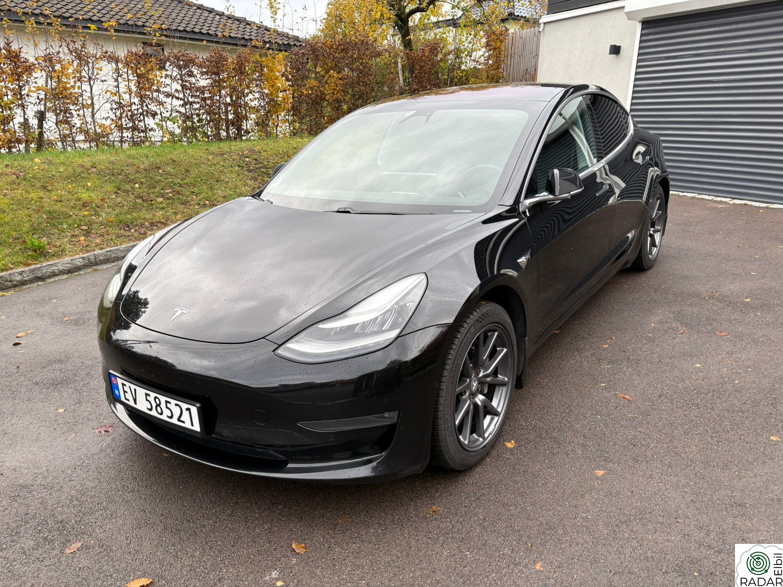 TESLA Model 3 Long Range AWD (RESERVERT)