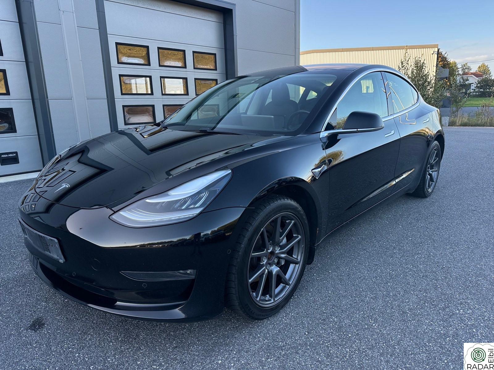 TESLA Model 3 Long Range AWD 560Km WLTP Skinn Navi Pano Eu-6/27