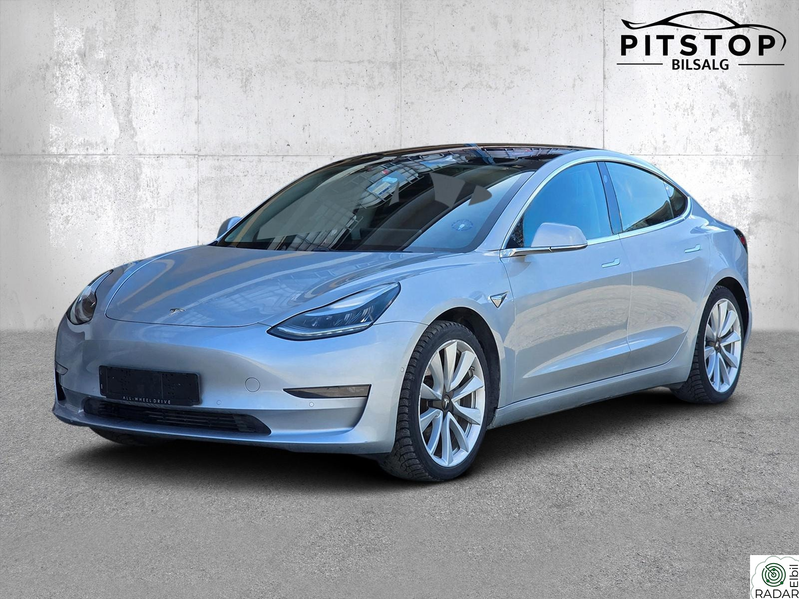 TESLA Model 3 AWD Longrange 560km Autopilot Panorama Euok 05/2028