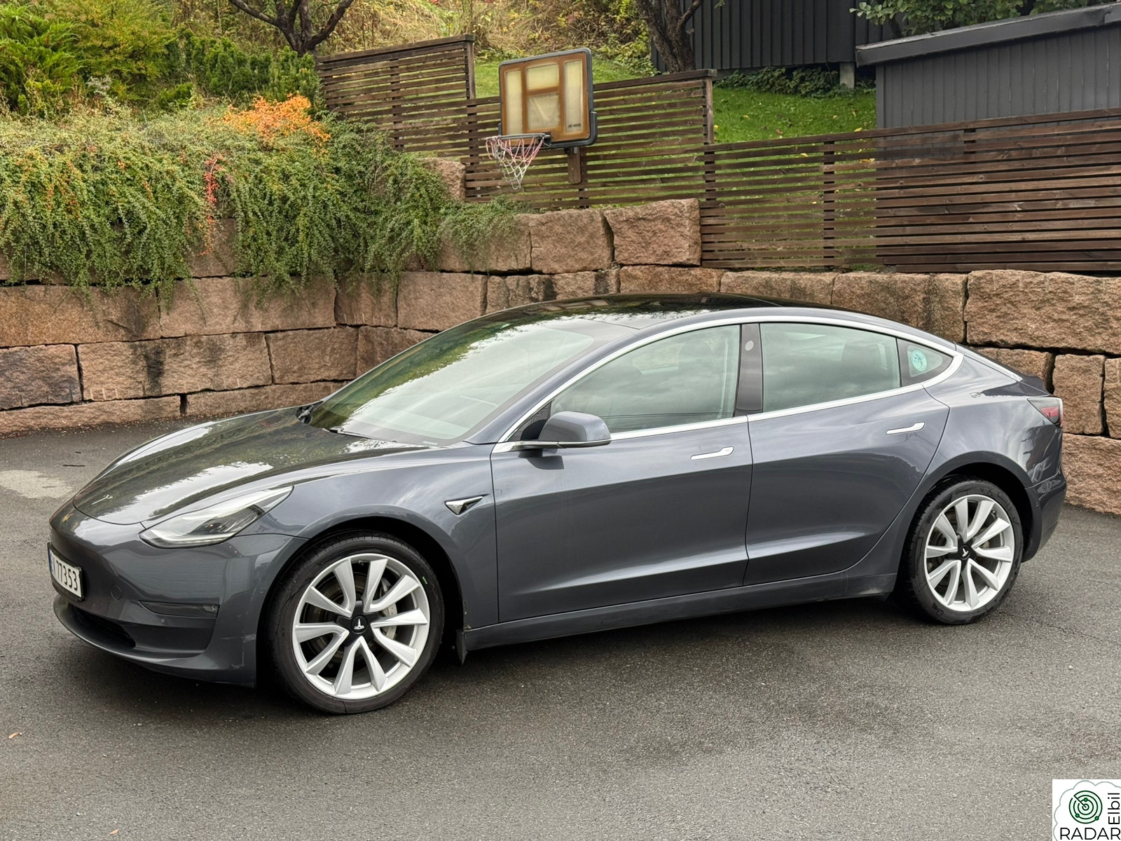 TESLA Model 3 Long Range AWD