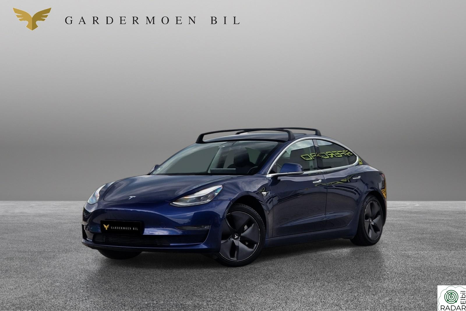 TESLA Model 3 Long Range/Dual Motor/560km/Hengerfeste/Autopilot+++