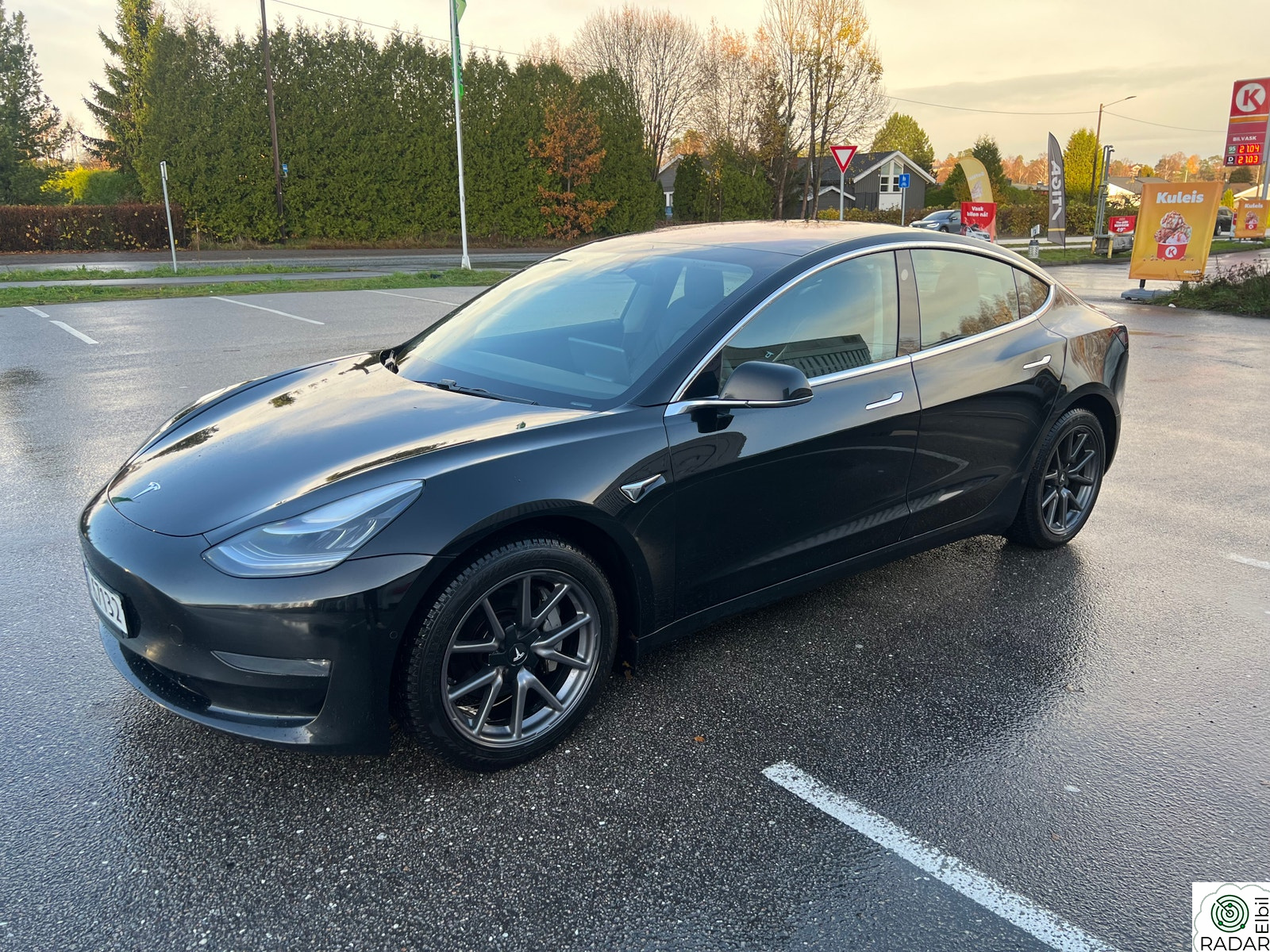 TESLA Model 3 Long Range AWD