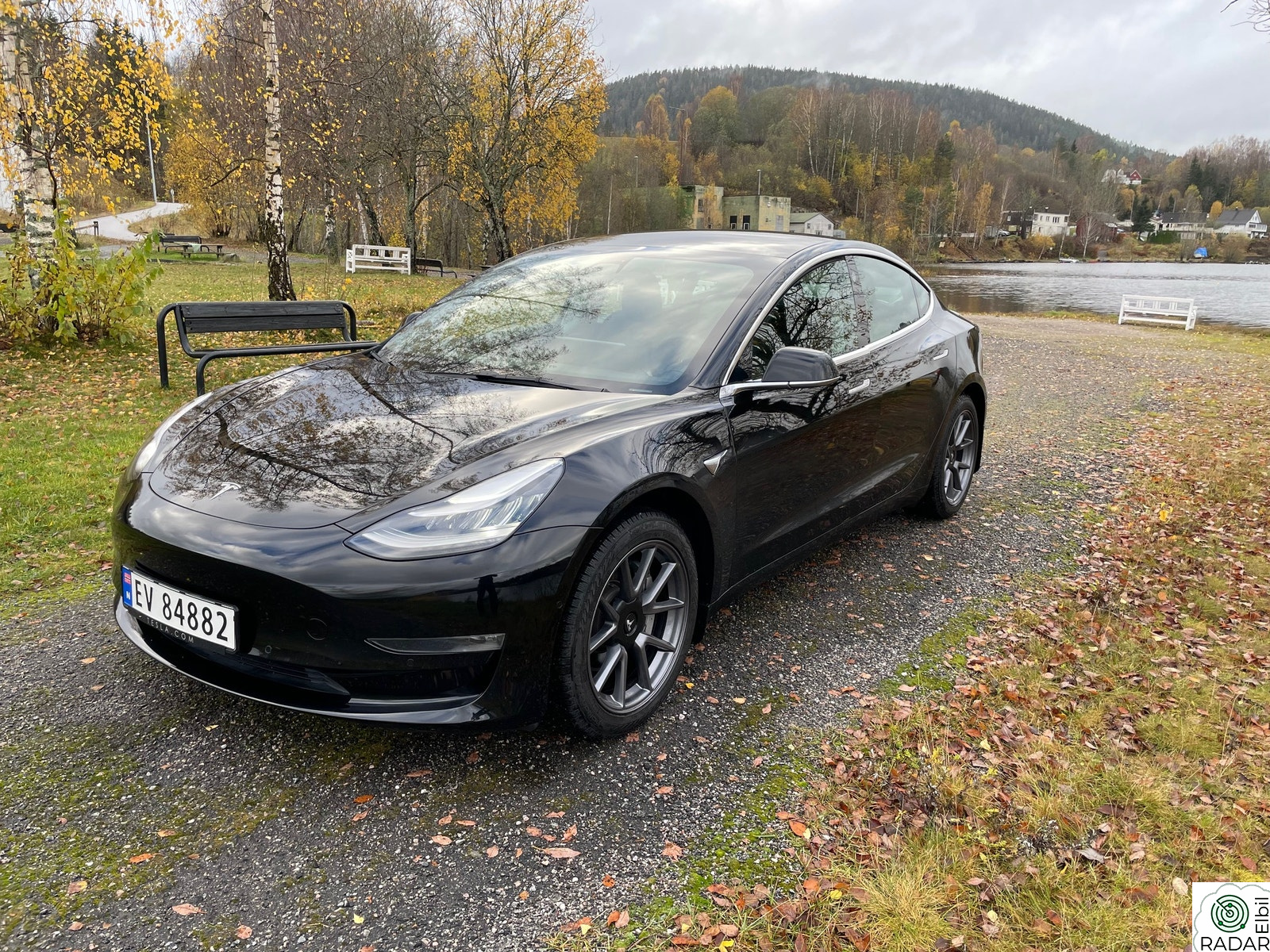 TESLA Model 3 Long Range AWD