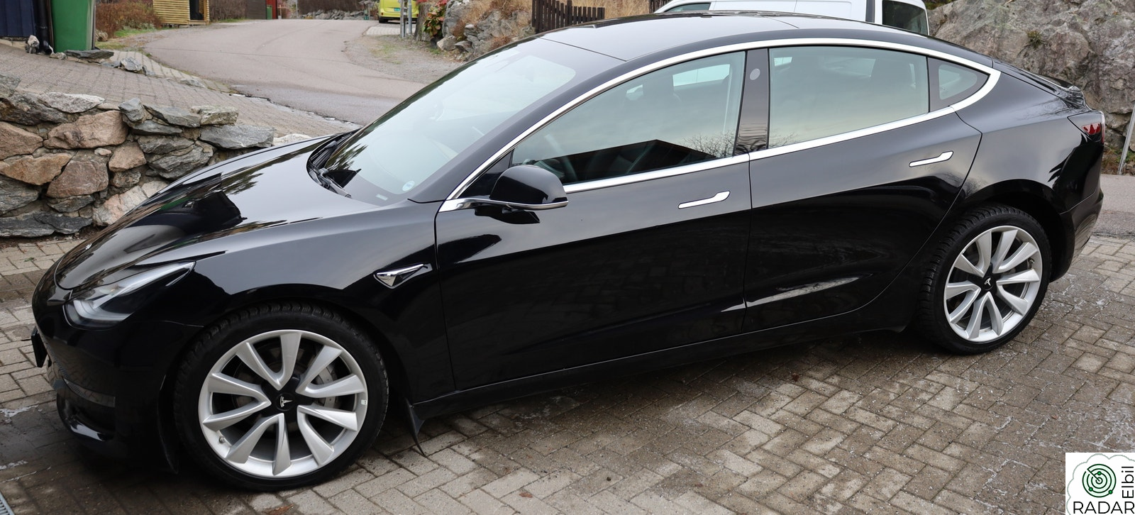 TESLA Model 3 Long Range AWD
