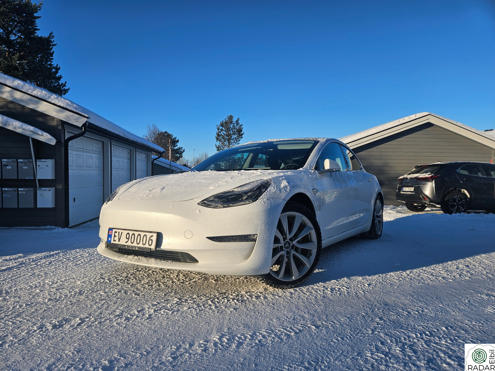 TESLA Model 3 Long Range AWD