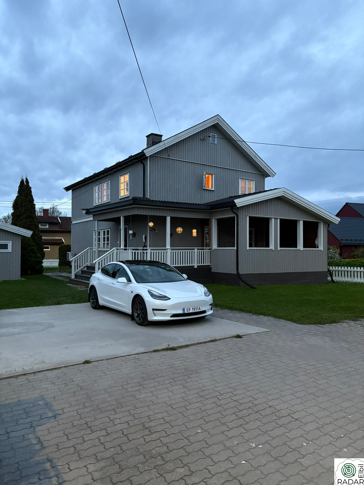 TESLA Model 3