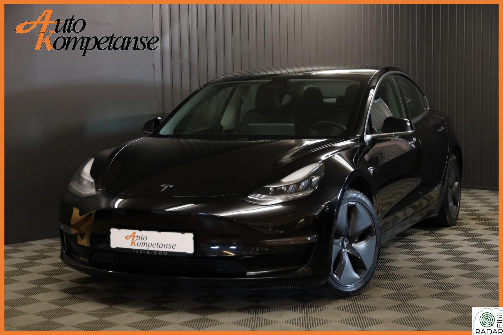 TESLA Model 3 Long Range l 491hk l Glasstak l LED l Premium l 1 Eier!