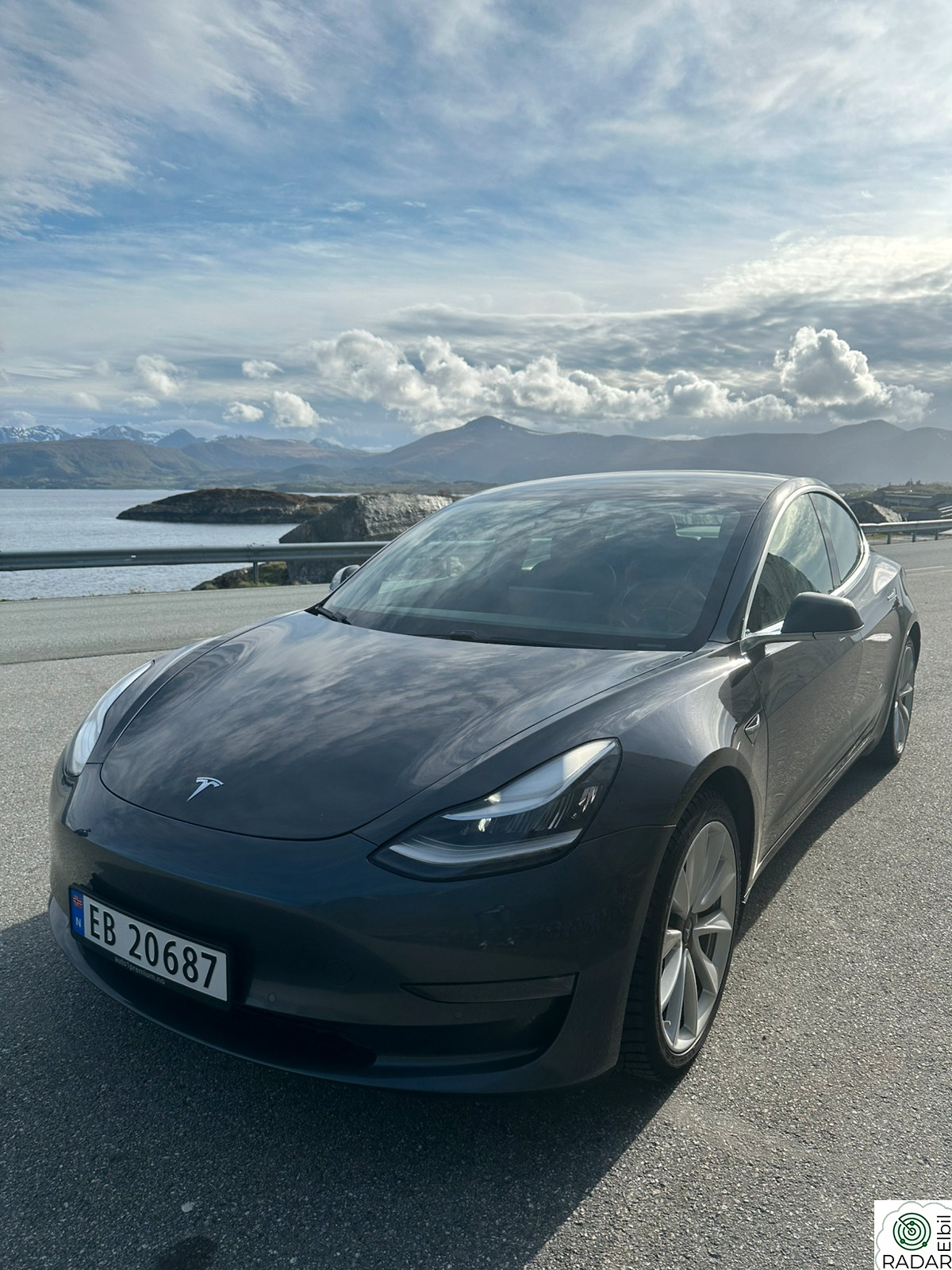 TESLA Model 3 Long Range AWD