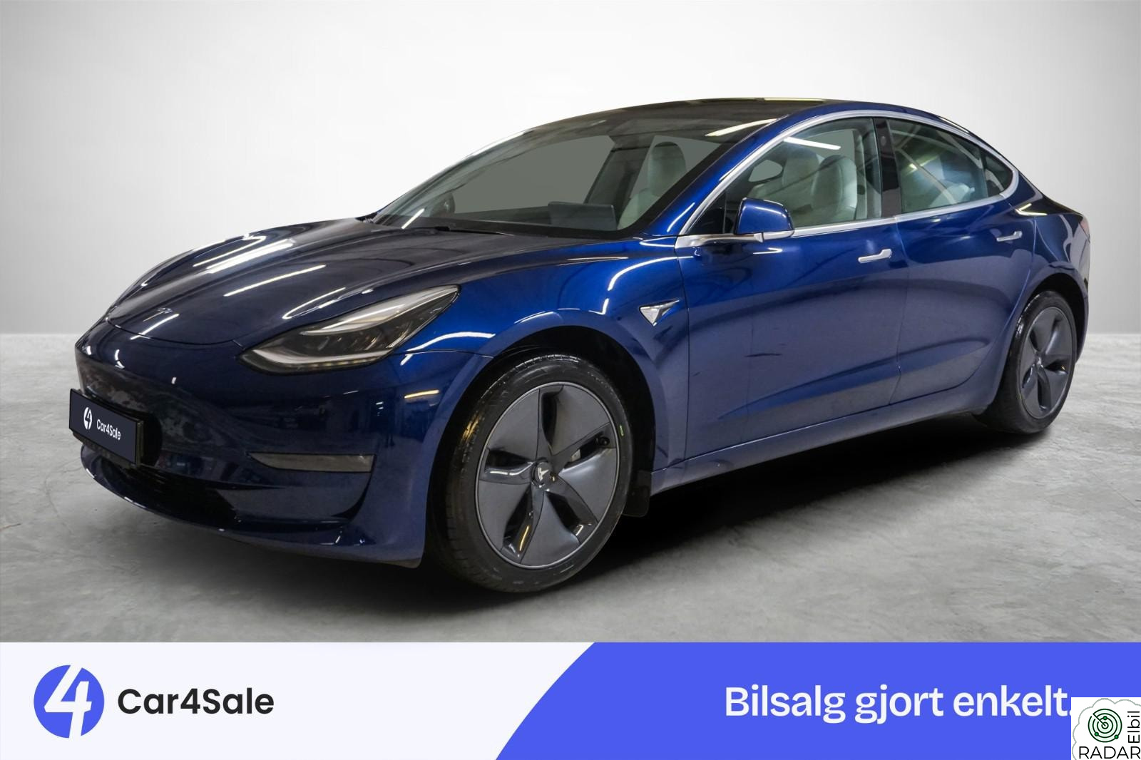 TESLA Model 3 Long Range AWD 560km/ Autopilot / Krok / 1 Eier / S+V