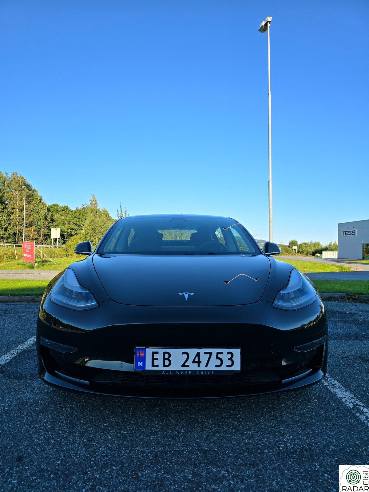 TESLA Model 3 Long Range AWD