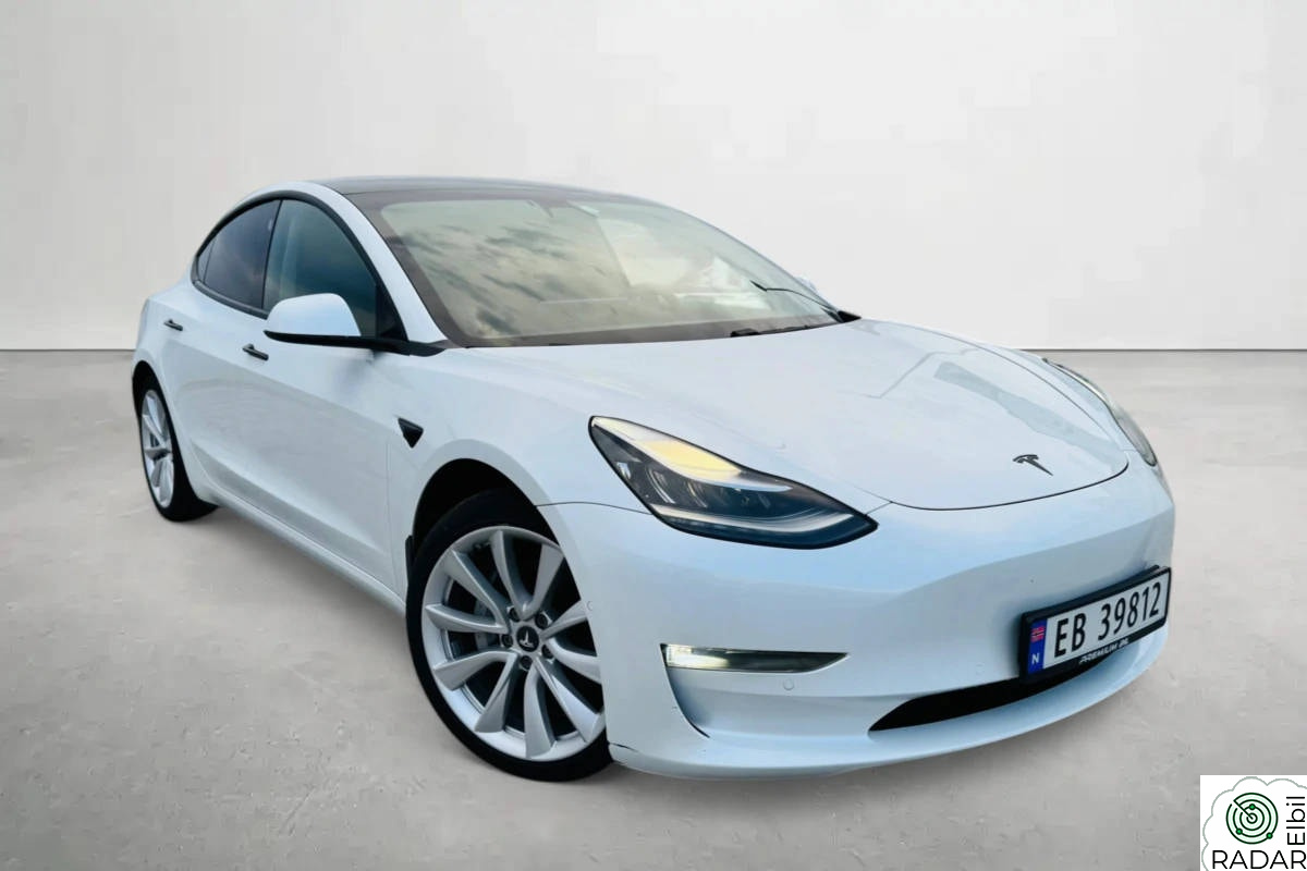 TESLA Model 3 Tesla model 3 Long Range 2020