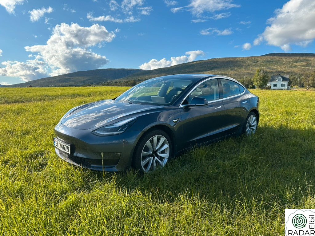 TESLA Model 3 Long Range AWD