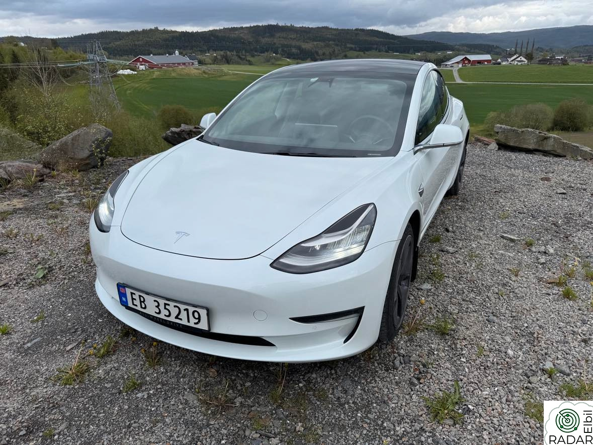 TESLA Model 3 Long Range AWD