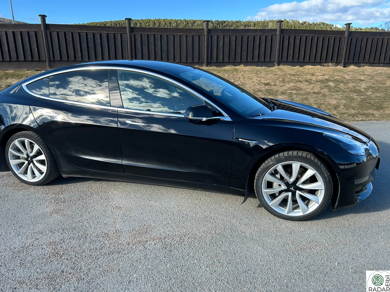 TESLA Model 3 Long Range AWD