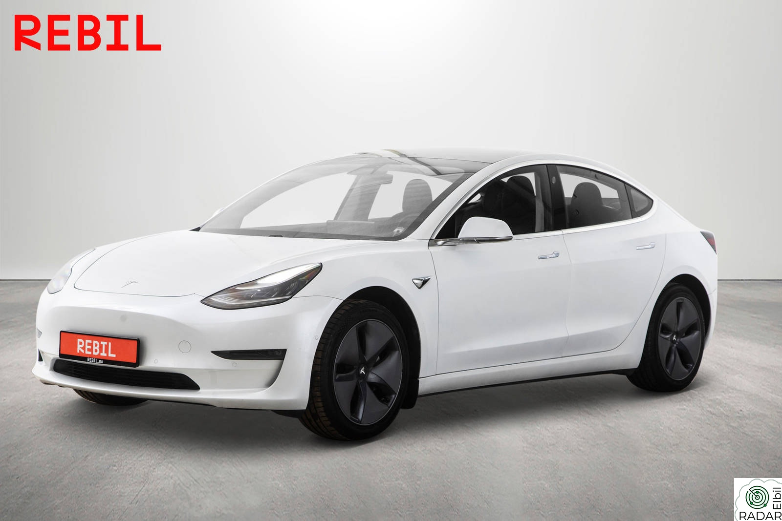 TESLA Model 3 560km (WLTP)/LR/AWD/Krok/MCU2/Navi/R.kam/Pano/AP