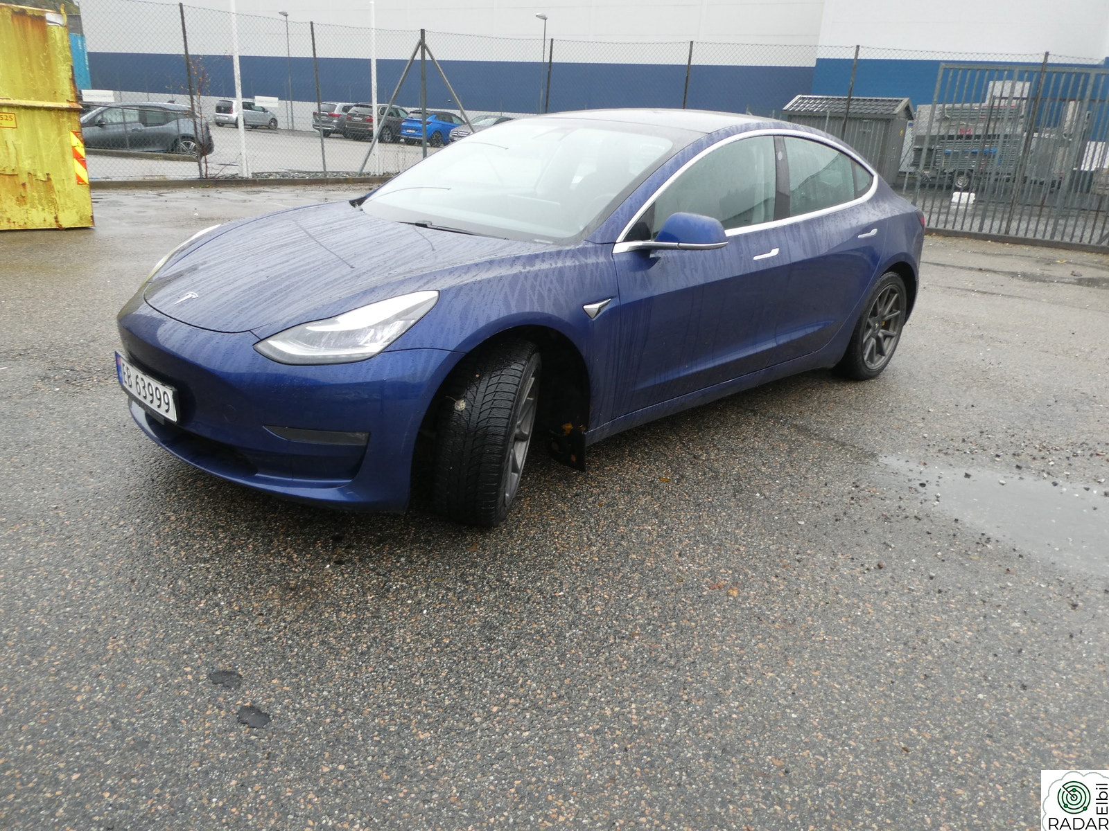 TESLA Model 3 Til salgs fra dødsbo