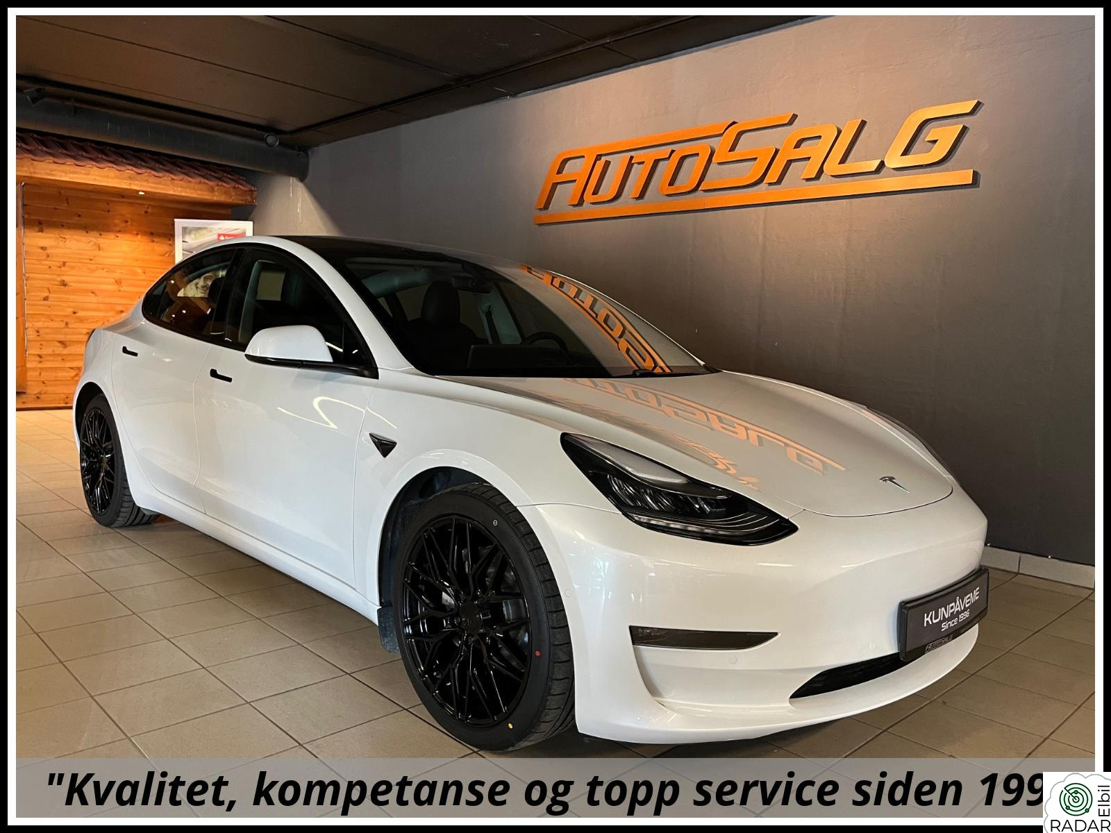TESLA Model 3 Long Range 4x4 Premium Skinn Hengerfeste Topp Utstyrt!