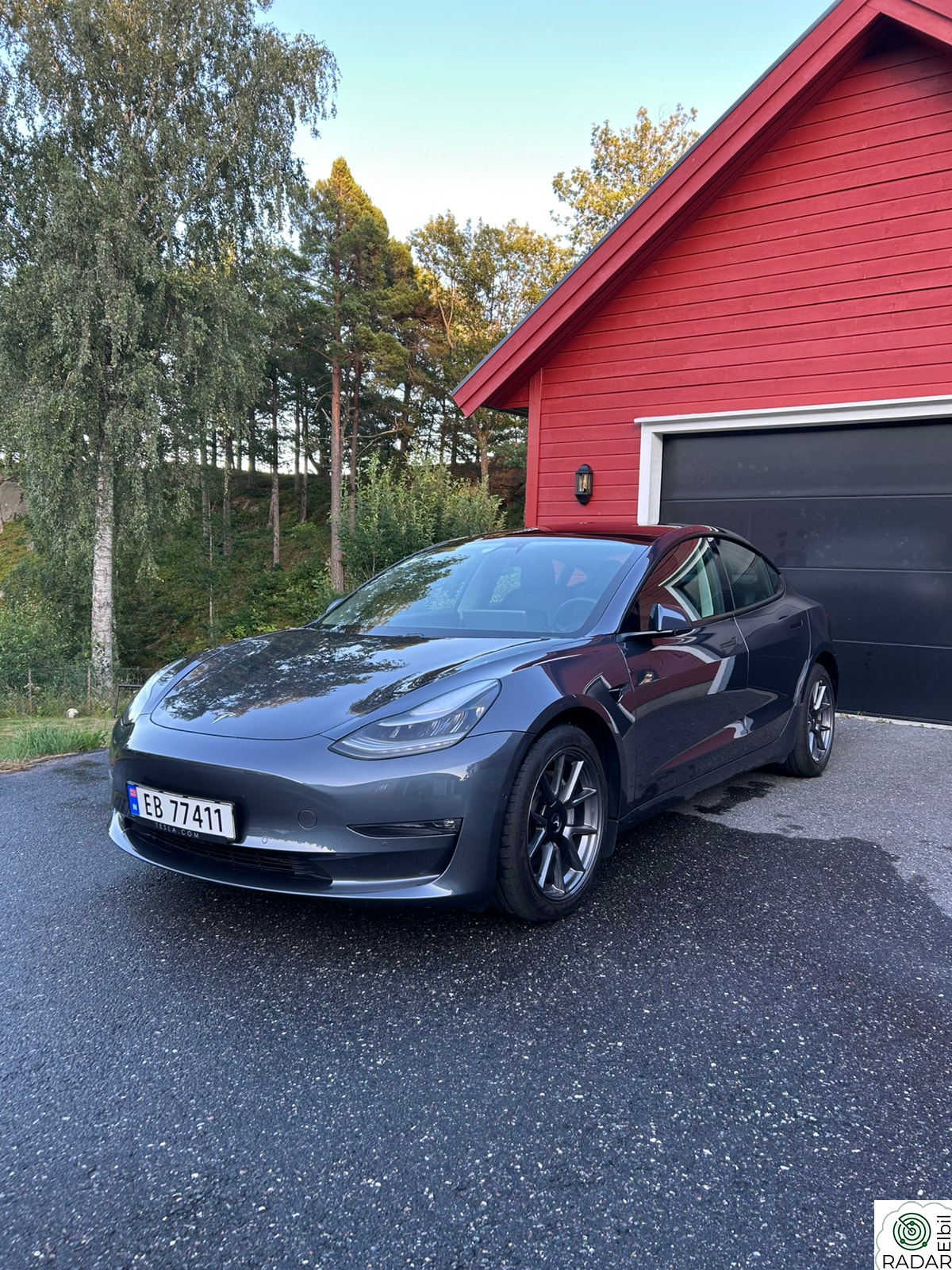 TESLA Model 3 Long Range AWD