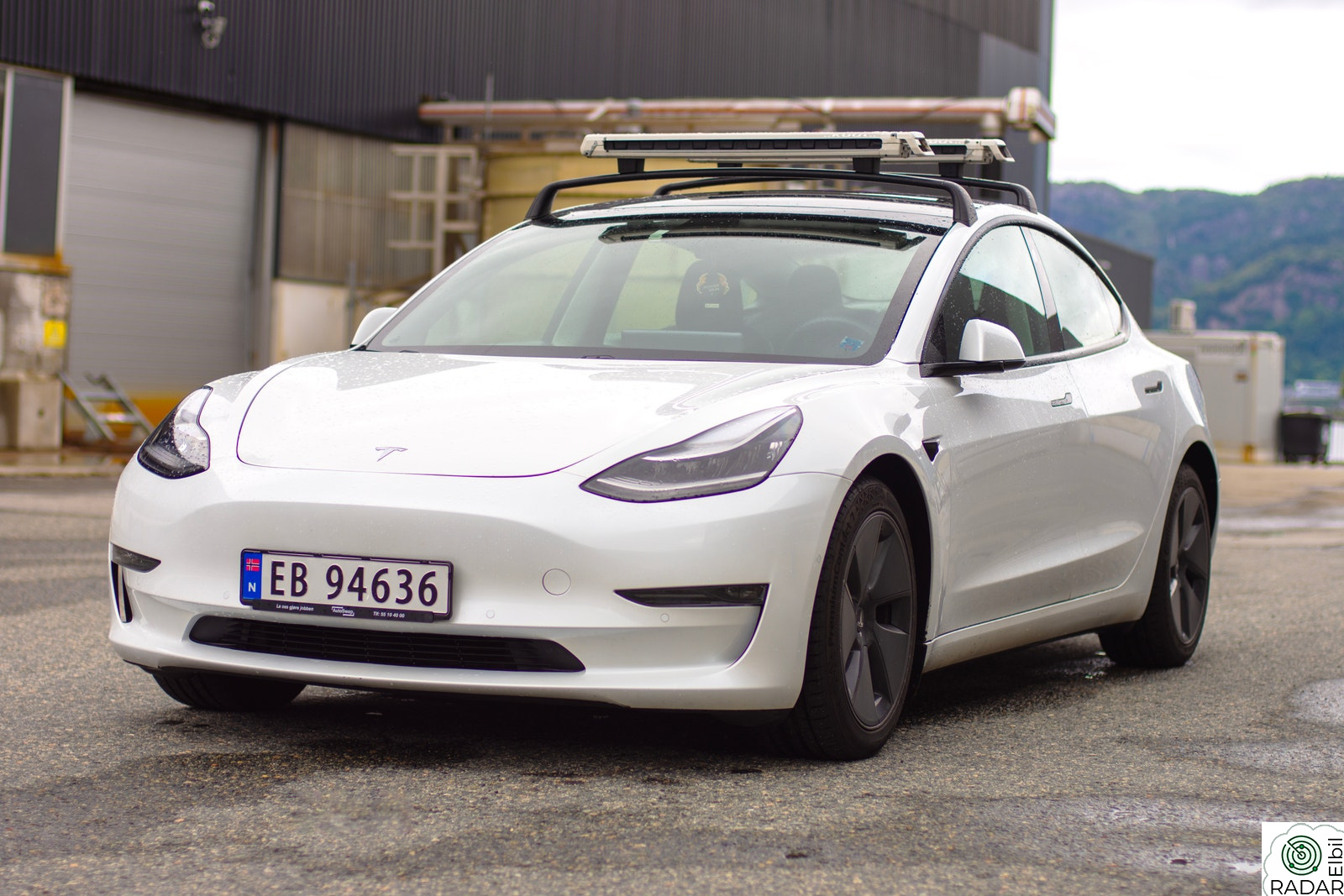 TESLA Model 3 Long Range AWD