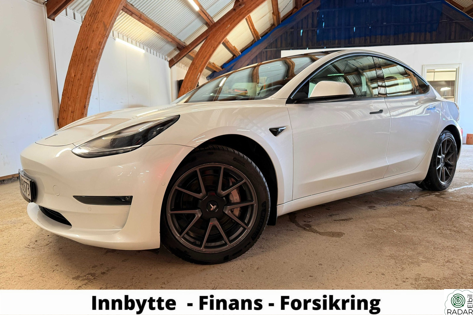 TESLA Model 3 LONG RANGE - FACELIFT - VELHOLDT - VARMEPUMPE