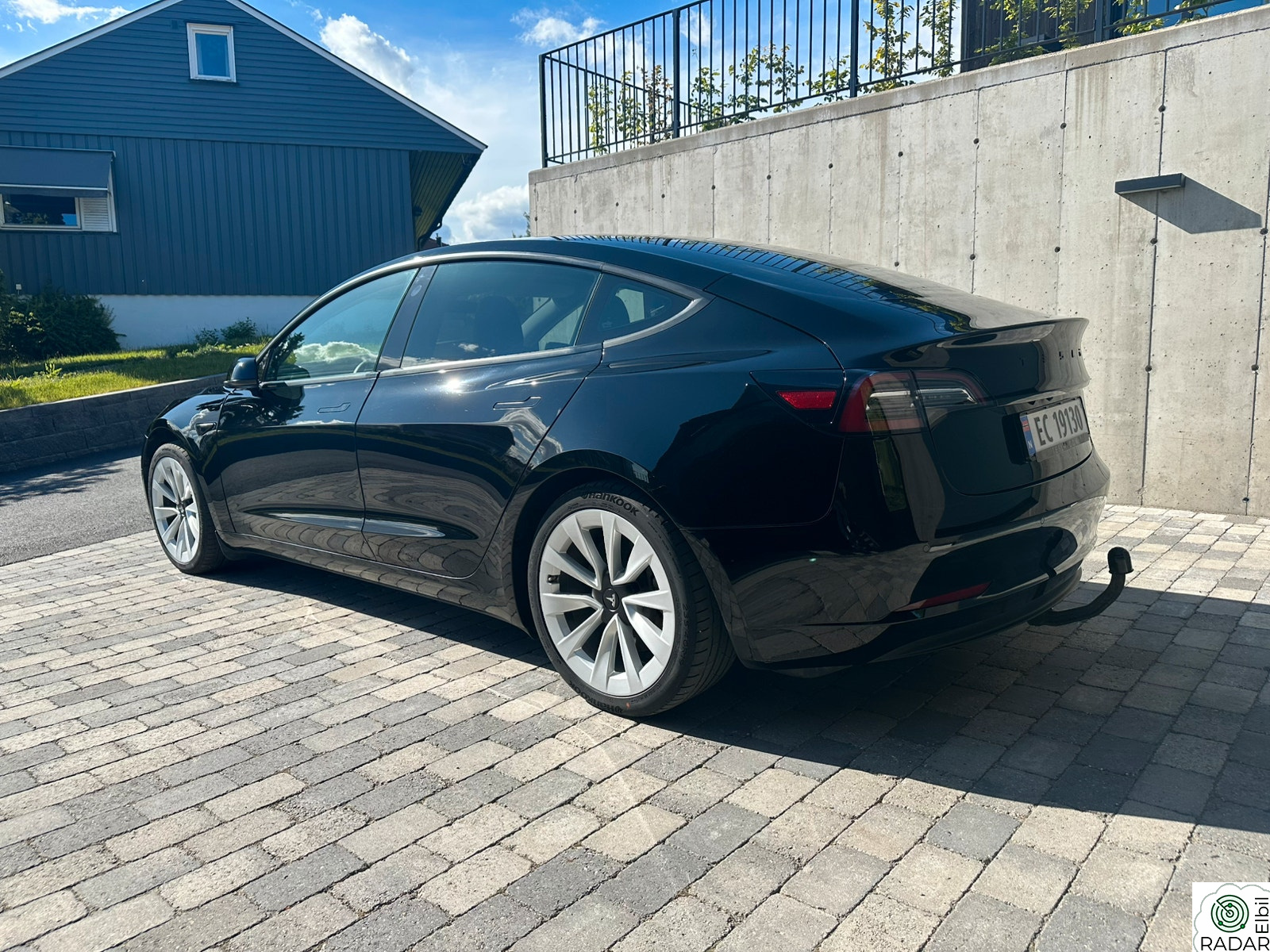 TESLA Model 3 Long Range AWD
