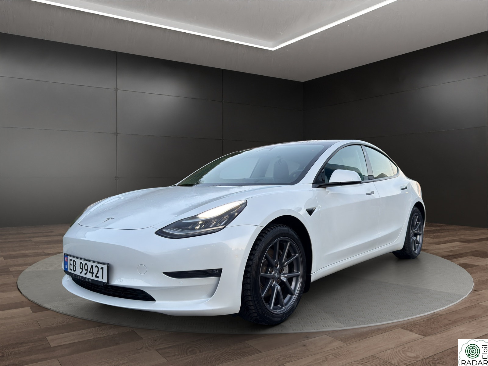 TESLA Model 3 Long Range AWD / VARMEPUMPE / FACELIFT / EU-GODKJENT