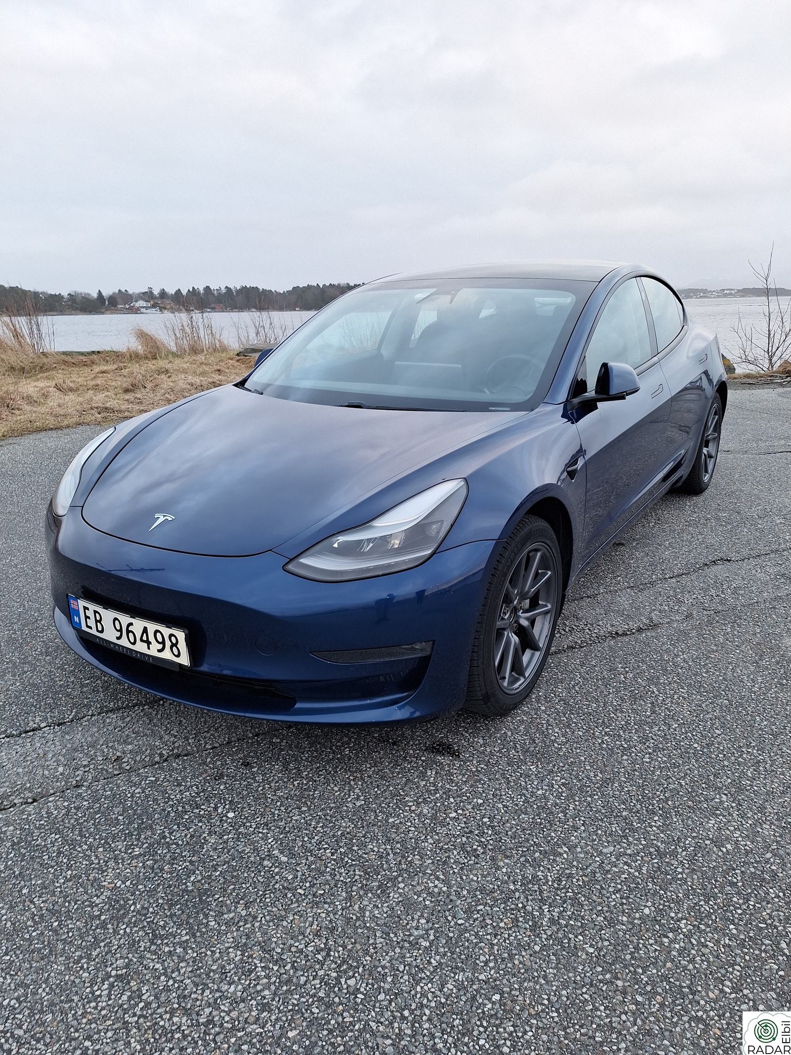 TESLA Model 3 Long Range AWD