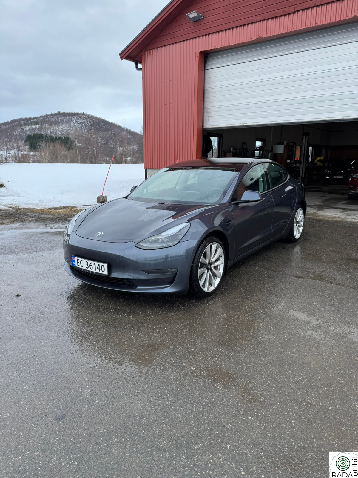 TESLA Model 3 Long Range AWD