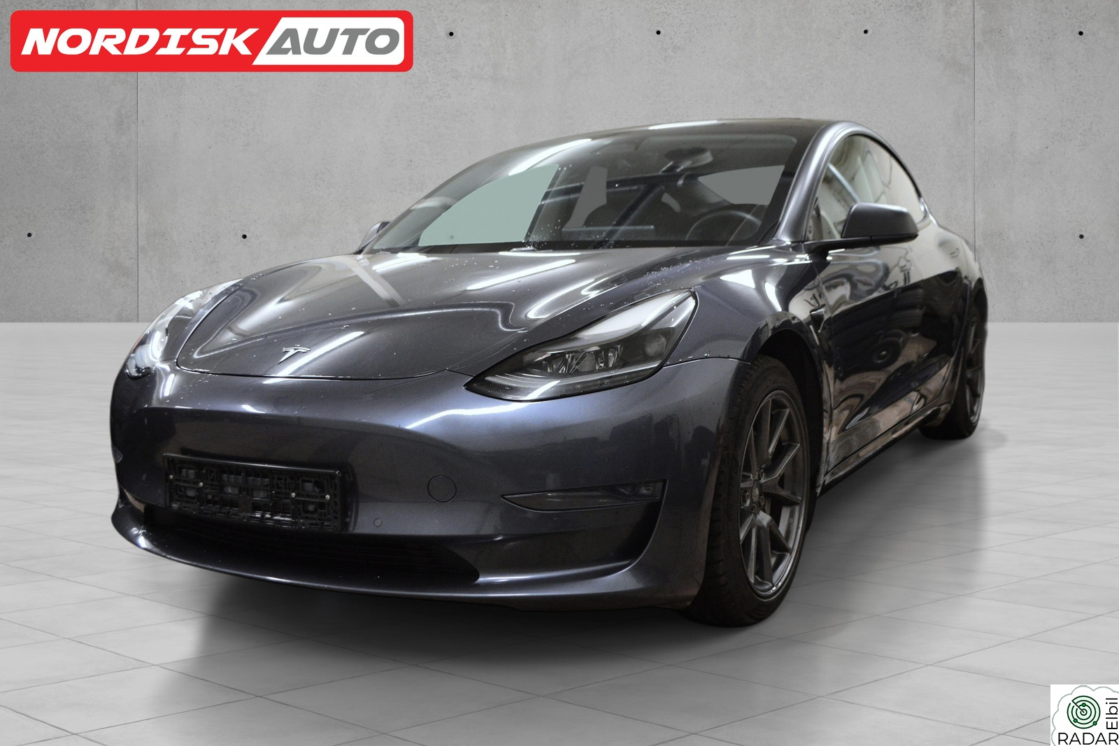 TESLA Model 3 Long Range AWD/Facelift/Krok/Varmepumpe/Ny EU/Premium/