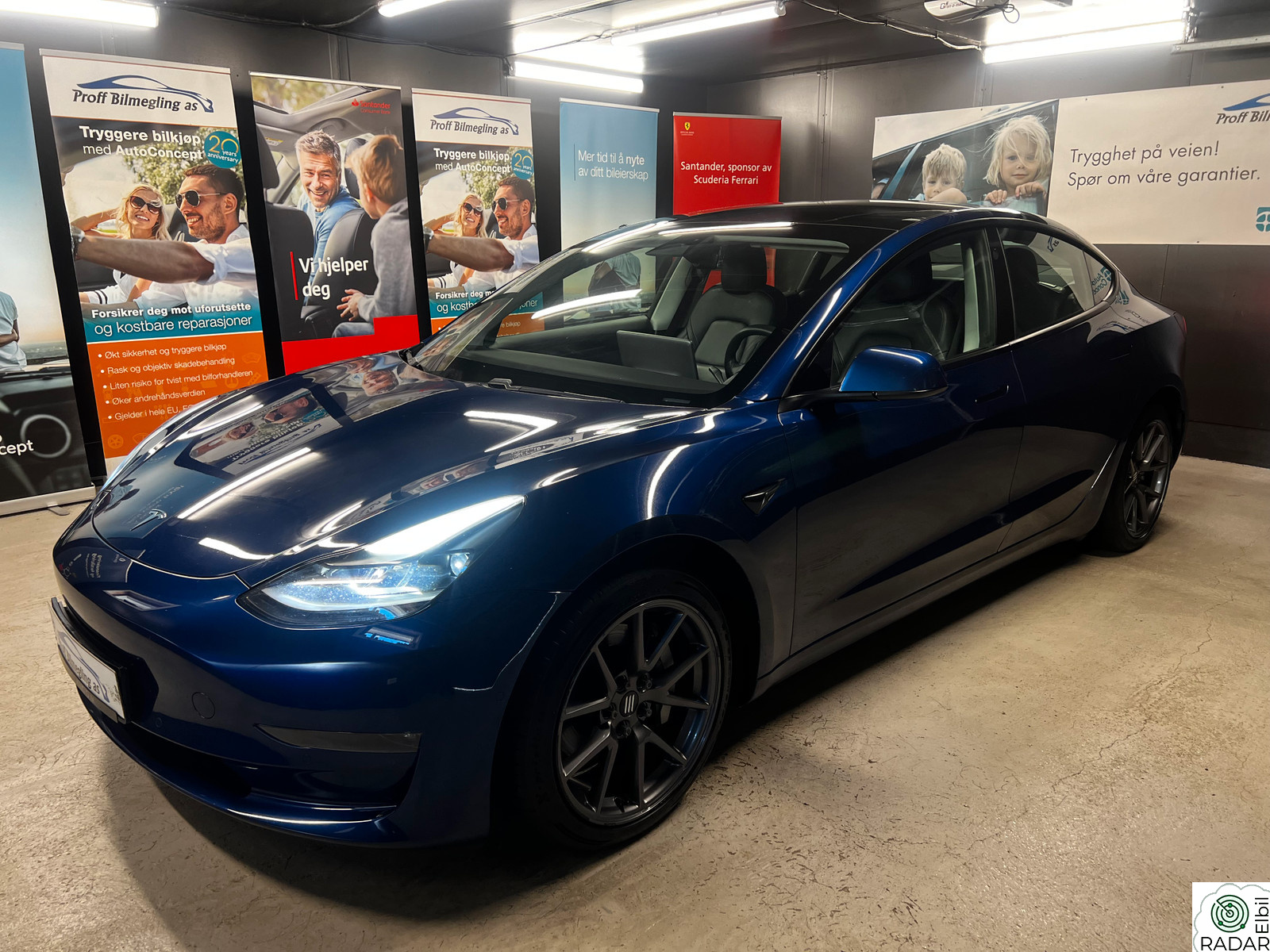 TESLA Model 3 LONG RANGE AWD*PREMIUM*FACELIFT*1-EIER*GARANTI*NY EU 27