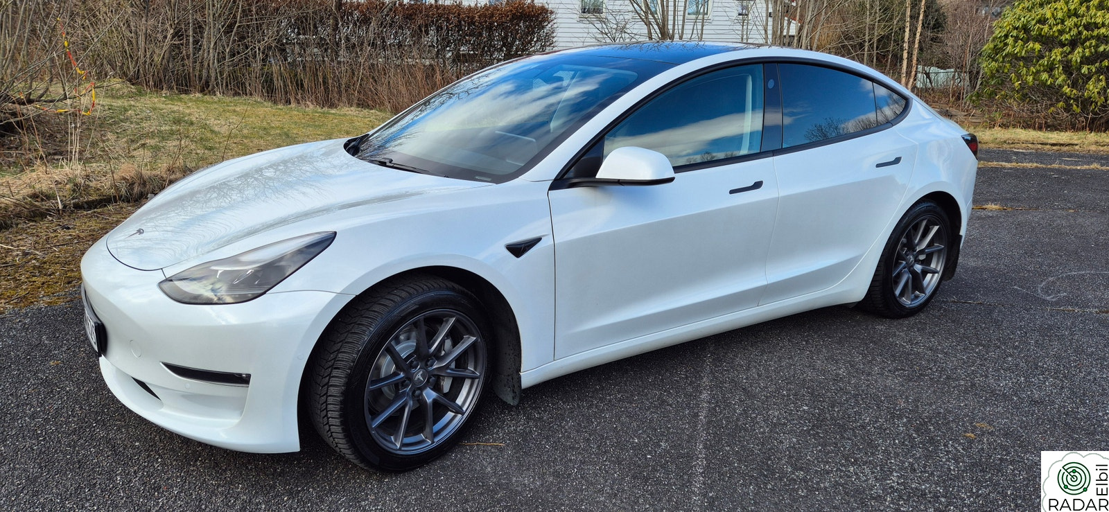 TESLA Model 3 Long Range AWD