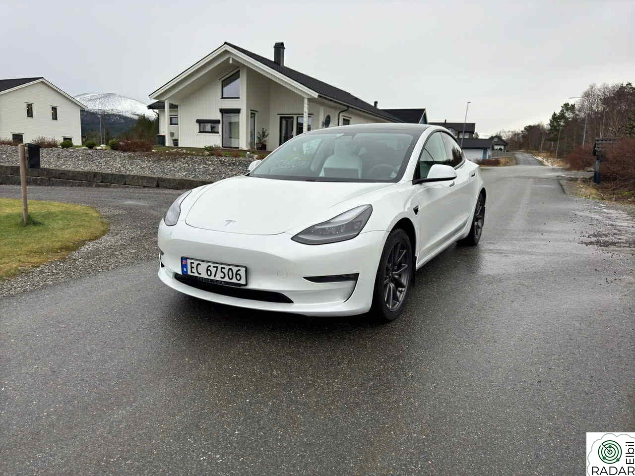 TESLA Model 3 Long Range AWD