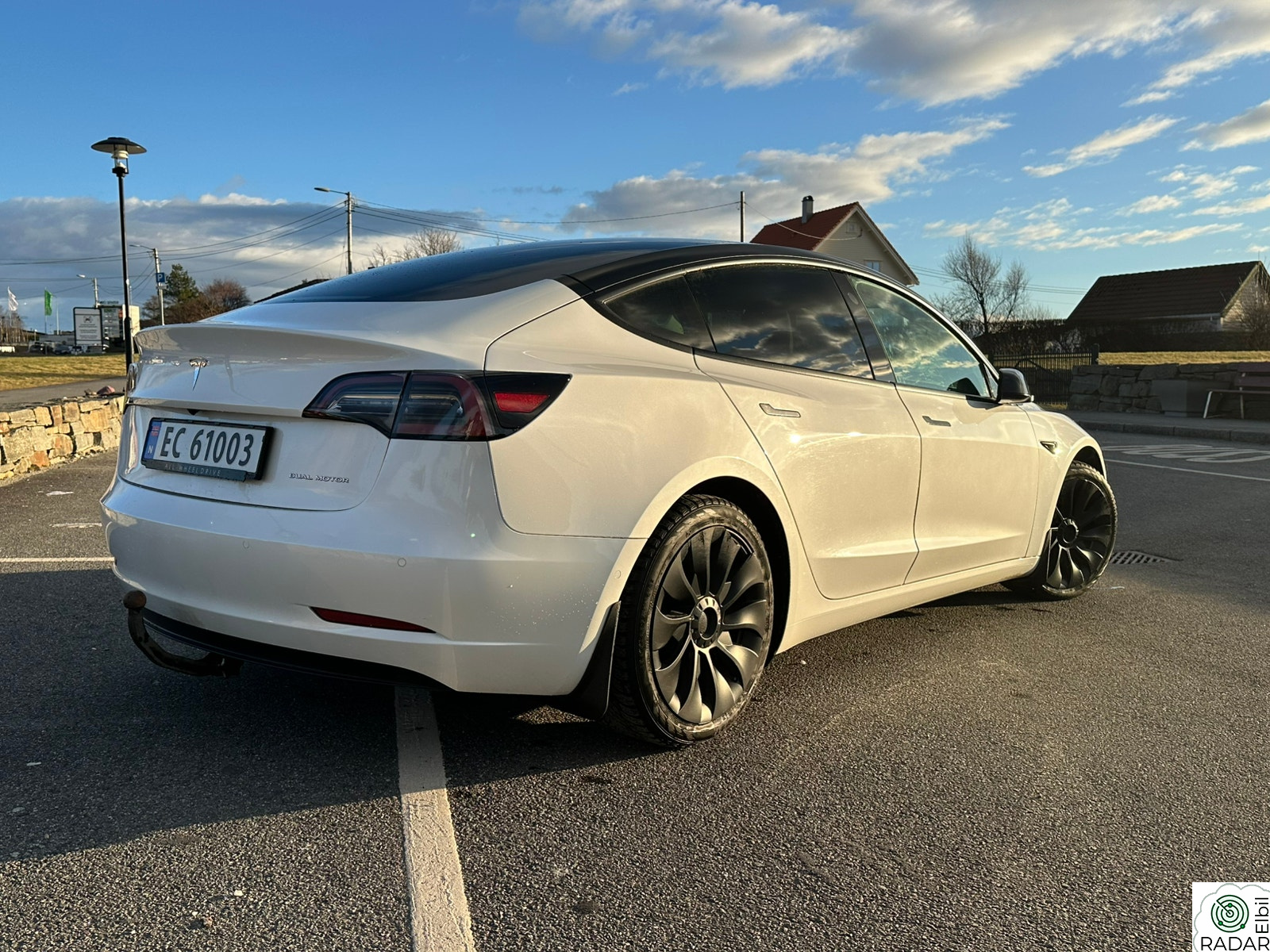 TESLA Model 3 Long Range AWD