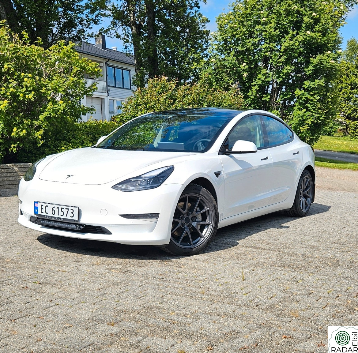 TESLA Model 3 Long Range AWD