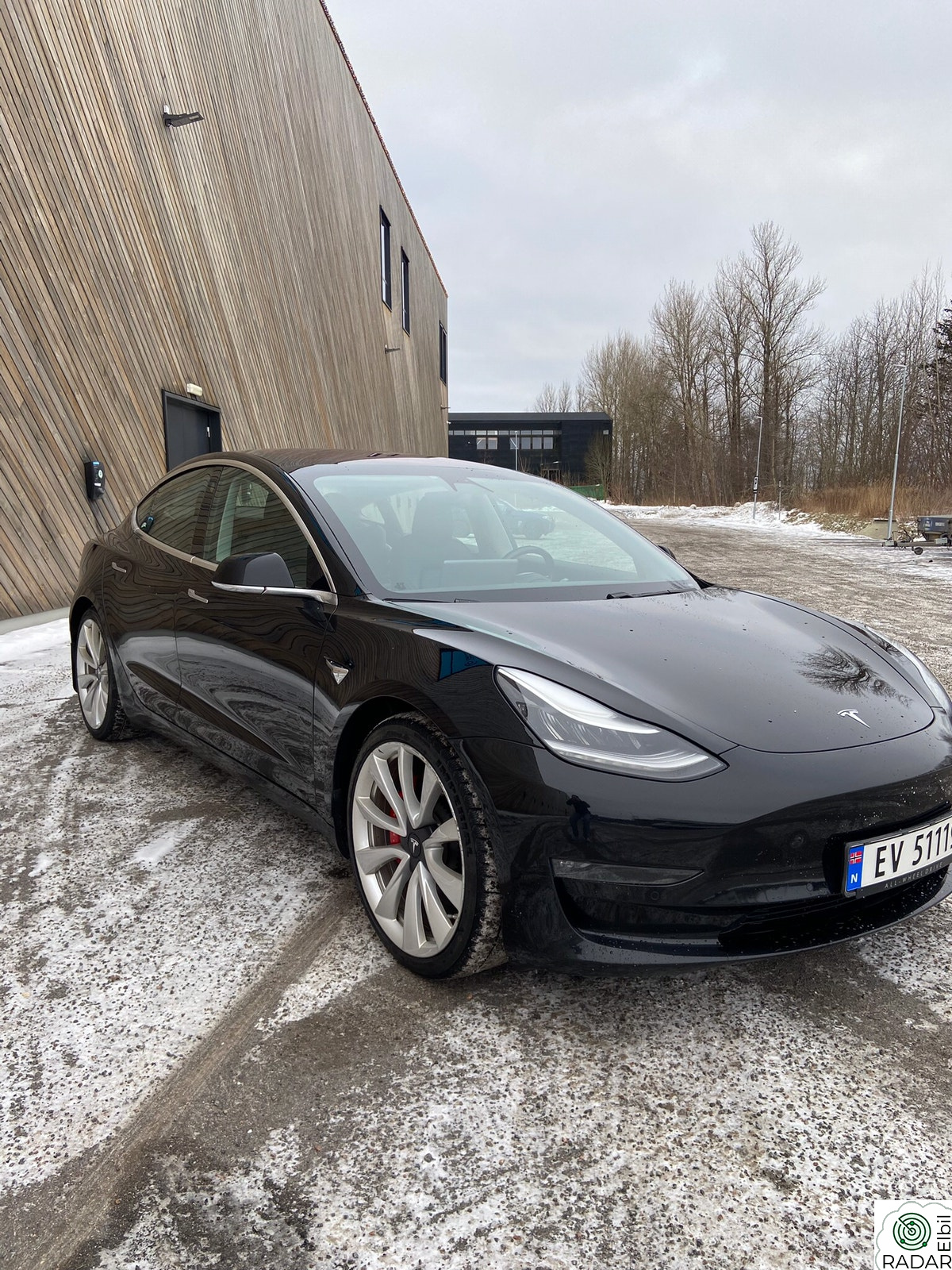 TESLA Model 3 Long Range AWD